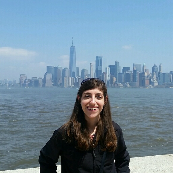 Meet your Posher, Michele - Picture 1 of 1